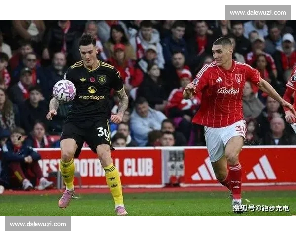 足坛丁修再放大招：姆贝乌莫亿元转会费 + 25 万周薪，曼联被逼上梁山！