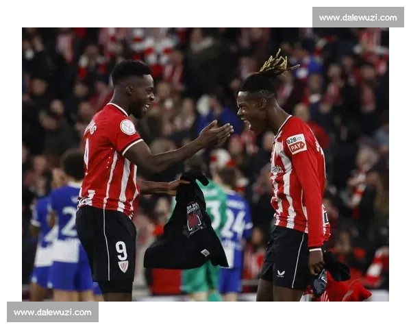 尼科更衣室玩笑暗藏真心:巴萨队友带我飞